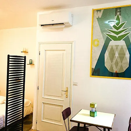 Cozy Design Vintage Flat